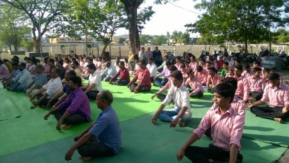 Detail: As mentioned above in 2016-17 the college organized International Yoga day in through NSS, NCC and Sports Depaertment. Prof. Nikhil Mohod and Prof.