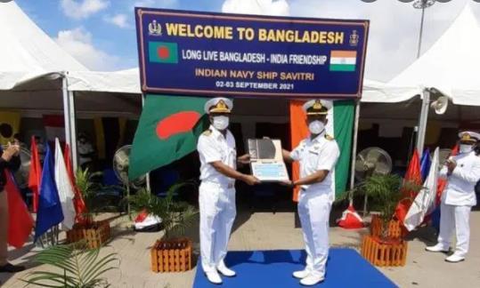 4.India gifts two mobile medical oxygen plants to Bangladesh भ रत ब ग ल द श क द म ब इ म न क ऑक स ज प ल ट उपह र म नदए Indian Navy Offshore Patrol Vessel, INS