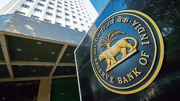 News Highlights RBI imposes monetary penalty on SBI, 13 other banks RBI has imposed 50 lakh fine on the State Bank of India The RBI has imposed penalties of 2 crore on Bank of Baroda The Reserve Bank
