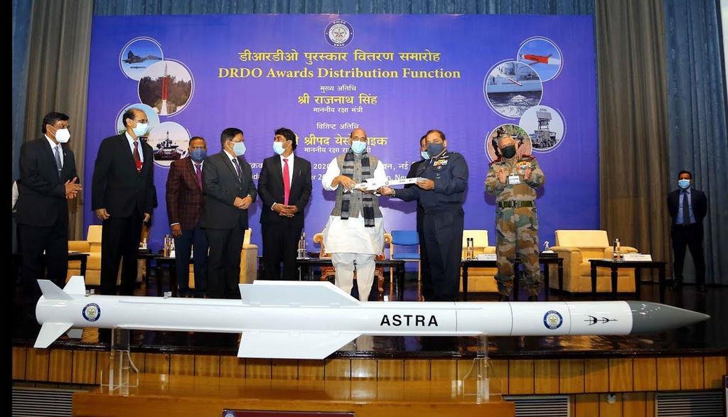 E12330 News Highlights DRDO hands over air defence missile (MRSAM) System to Indian Air Force in presence of Raksha Mantri Rajnath Singh