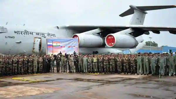 E12330 News Highlights A 200 personnel contingent of Indian Army will participate in Exercise ZAPAD 2021, a Multi Nation exercise being held at Nizhniy, Russia from 03 to 16 September 2021.