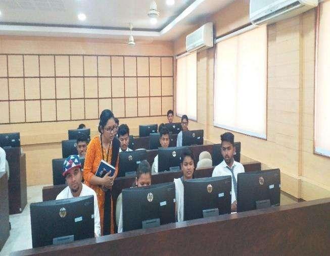 2. IT Software Training Centre, IIT Bombay under Spoken Tutorial Program This MoU enables DhoteBandhu Science College, Gondia, and IT/Software Training Centre, IIT Bombay to act as independent