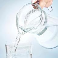 How much? As a general rule aim for 1.5 2 litres of fluid per day (6 8 glasses) unless advised otherwise by your doctor. More fluid may be required in hot weather and when exercising.